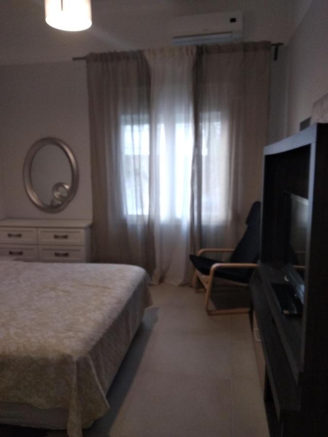 Central Town House 60M2**** Piræus Eksteriør billede